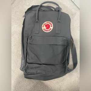 Fjallraven kanken bookbag